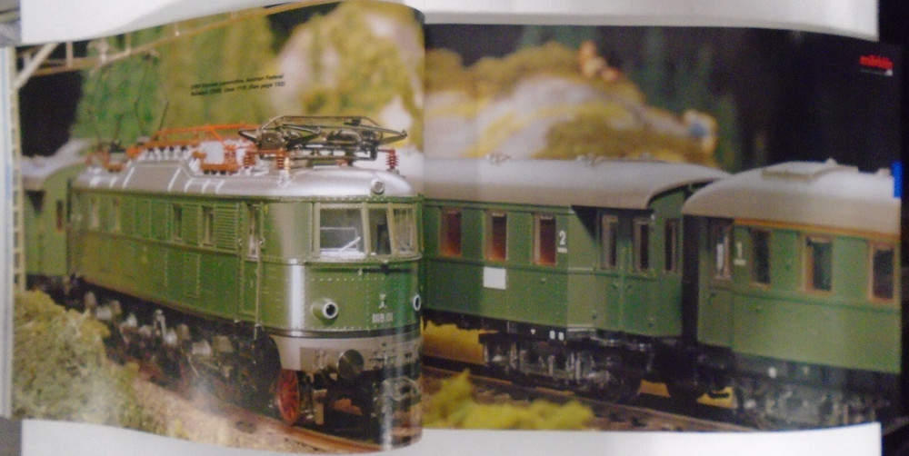 MARKLIN COMPLETE PROGRAM 1994/95 E MODEL RAILWAY PAPERBACK CATALOG