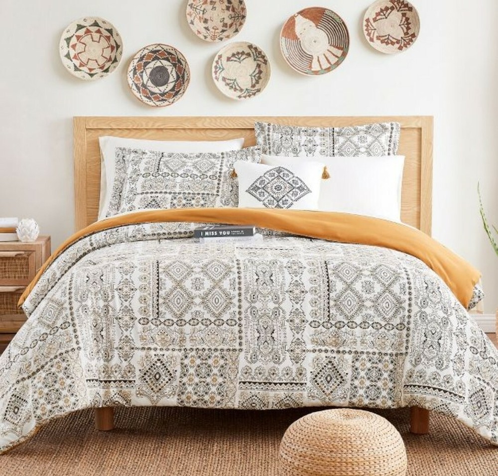Modern Threads 6 Piece Printed Complete Bed Set Isla.