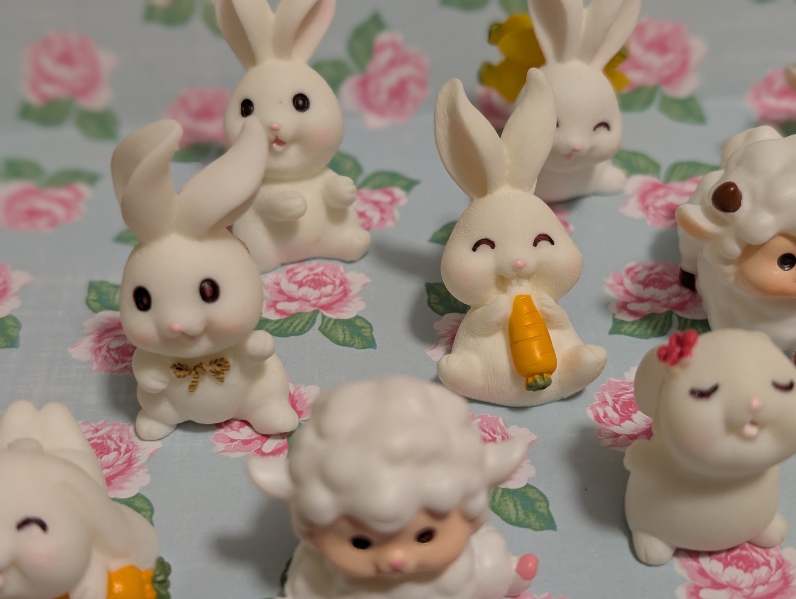 10 Miniature Bunny Rabbit Lambs Figures 1"-1.5