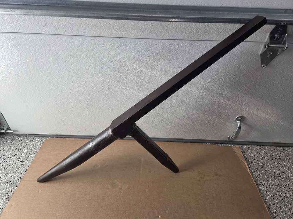 Early Blacksmith Tinsmith 40lb. Large 40.5" Stake Anvil Solid & Heavy!