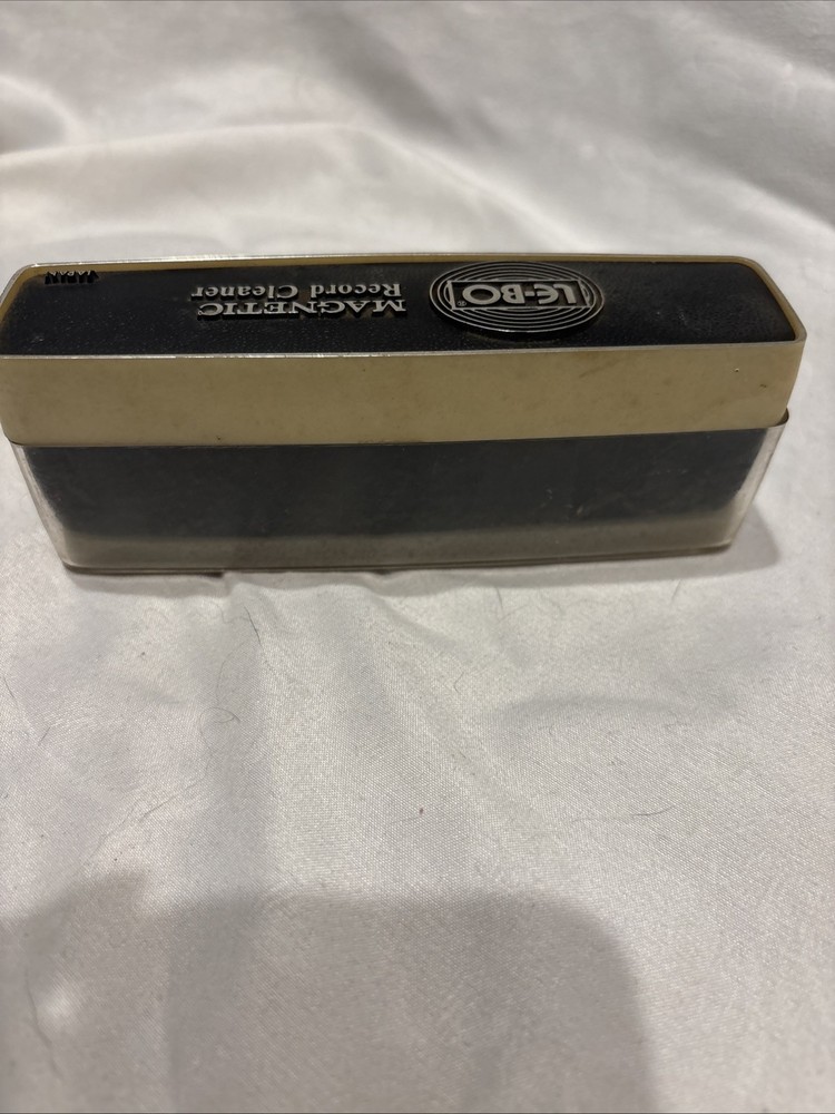 Vintage Le-Bo Magnetic Record Cleaner