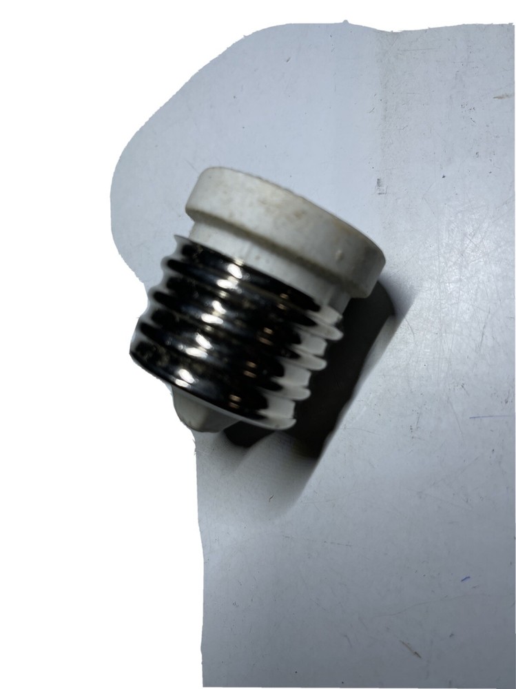 MOGUL LAMP PARTS SOCKET REDUCER: MOGUL E-39 TO STD BASE E-26