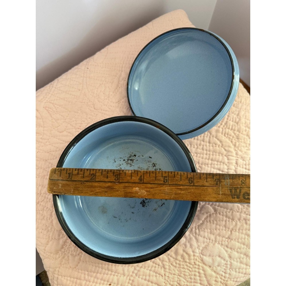 1950s Enamel Pot Set – Light Blue, Three Pots with Lids