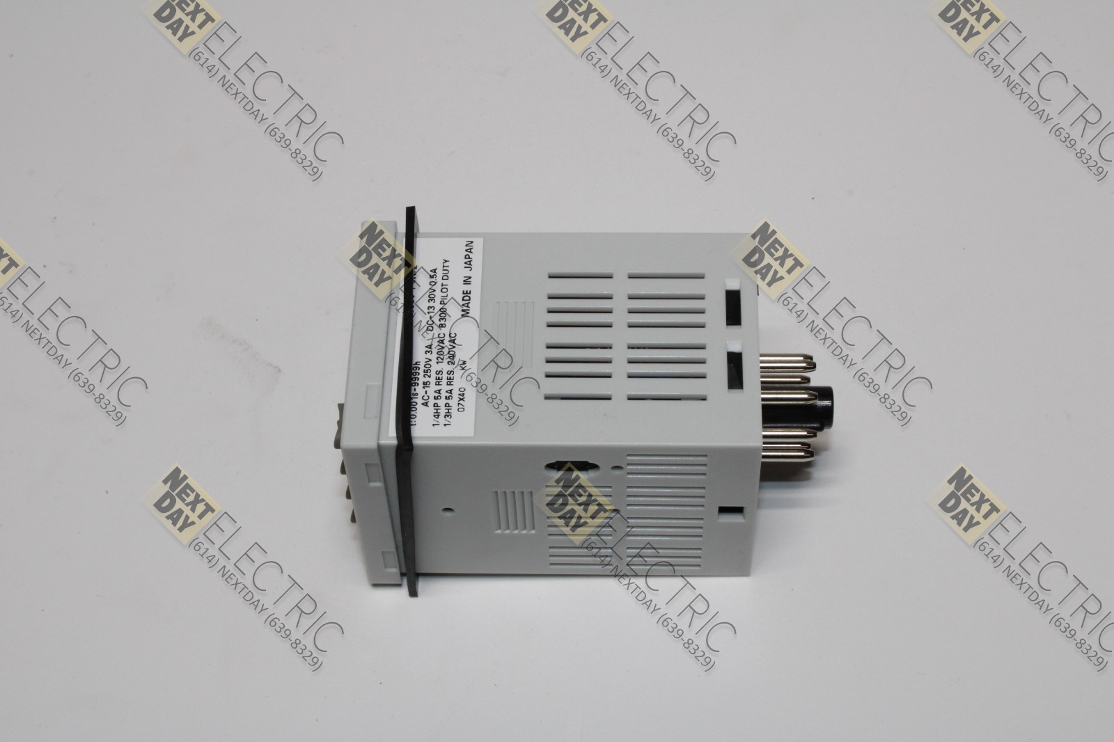 Allen Bradley, 700-HX86SU24, Timing Relay Delay Timer Digital 0-9999 Hours