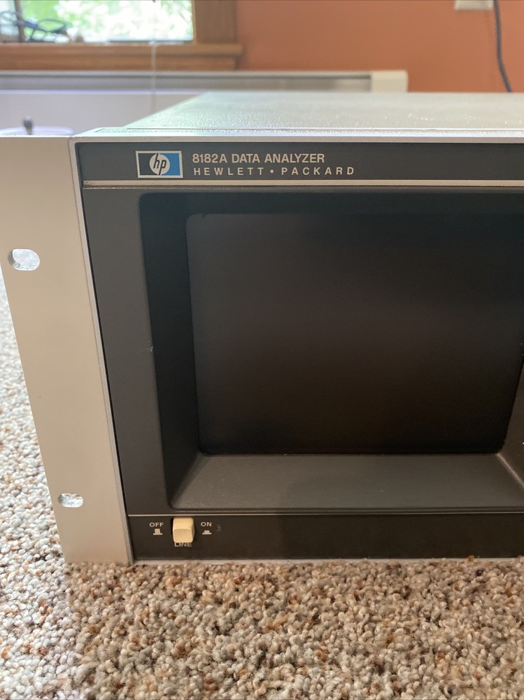 HP 8182A Data Analyzer, 50 MHz, 1kbit/channel Opt. 3X001