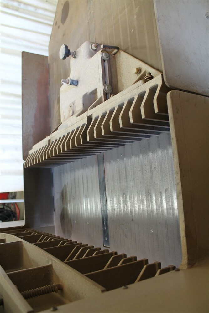 42" CHALLENGE MODEL #420 PAPER SHEAR: YODER #61270