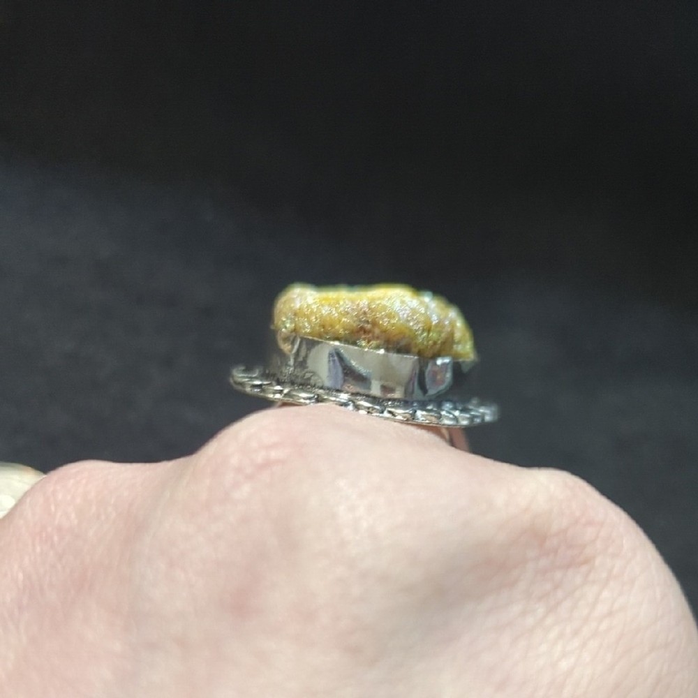 Silver Plated Yellow Druzy Quartz Gemstone Statement Ring - Size 7