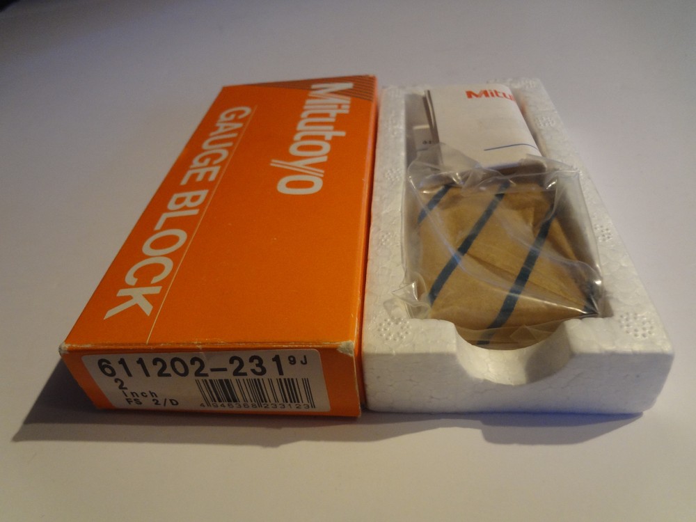 Mitutoyo 611202-231	grade 2	Steel	Rectangular	2.000" New!!