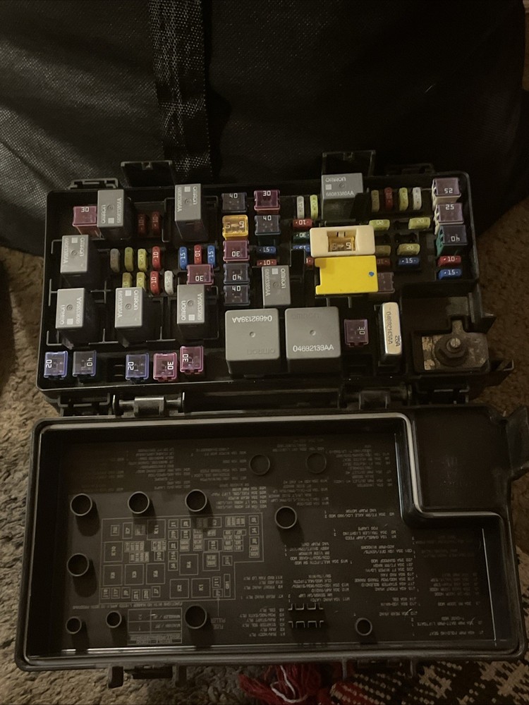 2015 Dodge Grand Caravan Total Intergrated Power Control Module TIPM