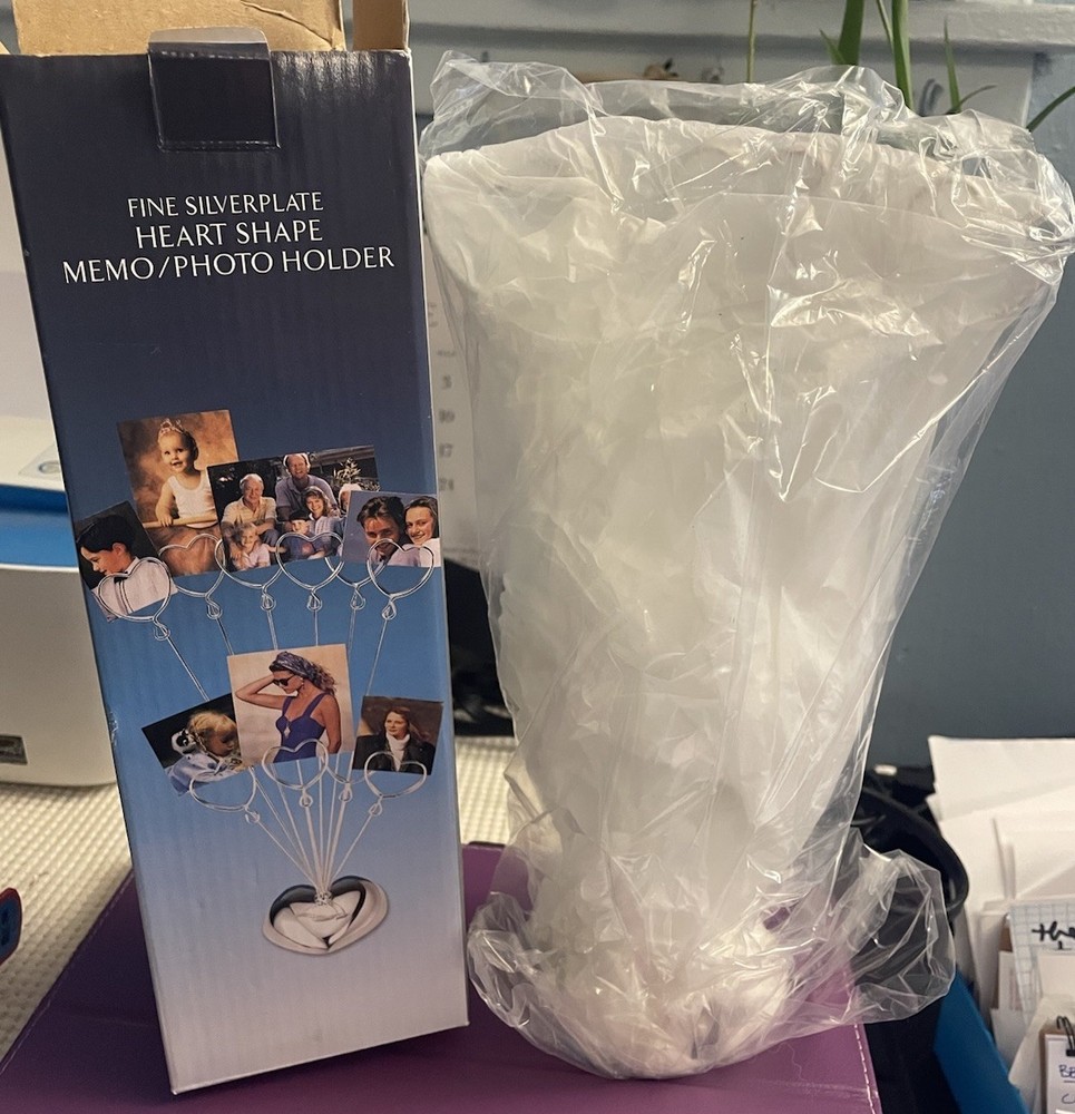 GODiNGER Silverplate 10 holders Photo / Memo Heart Shape #257 Silver  10" tall