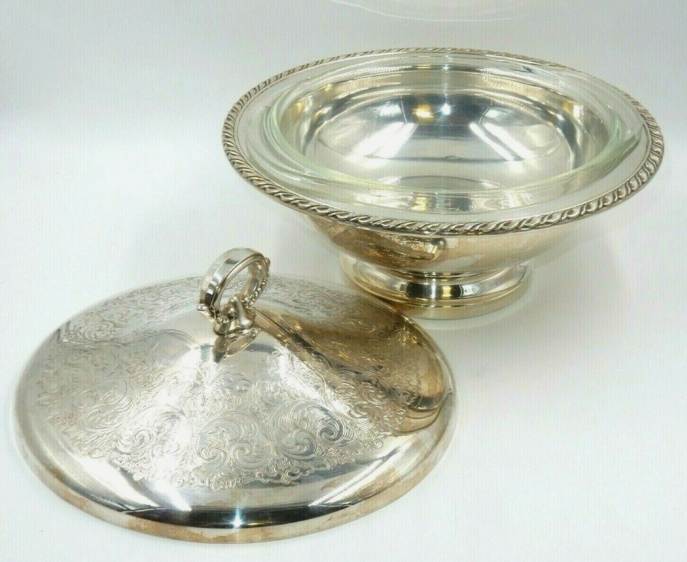 VINTAGE WM ROGERS SILVERPLATE FOOTED COVERED CASSEROLE DISH W/ PYREX INSERT