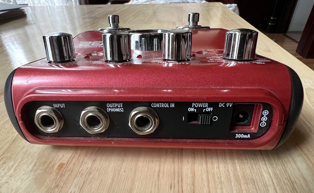 Zoom B2 Four Multi-Effects Processor for Bass EXC COND