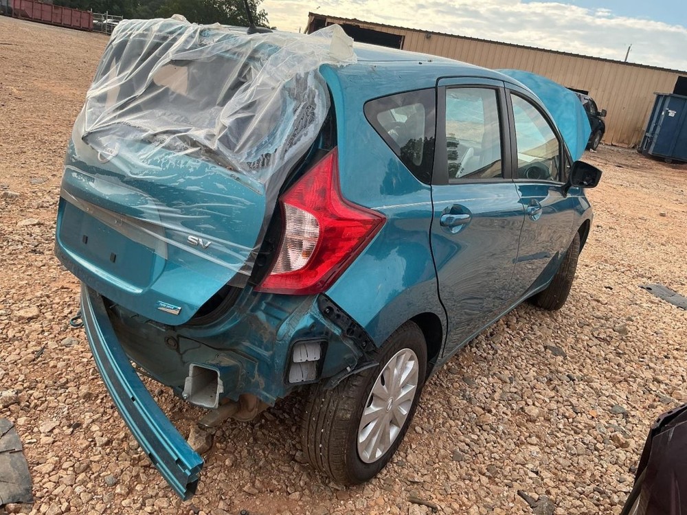 VERSA 2016 Glove Box 4724364