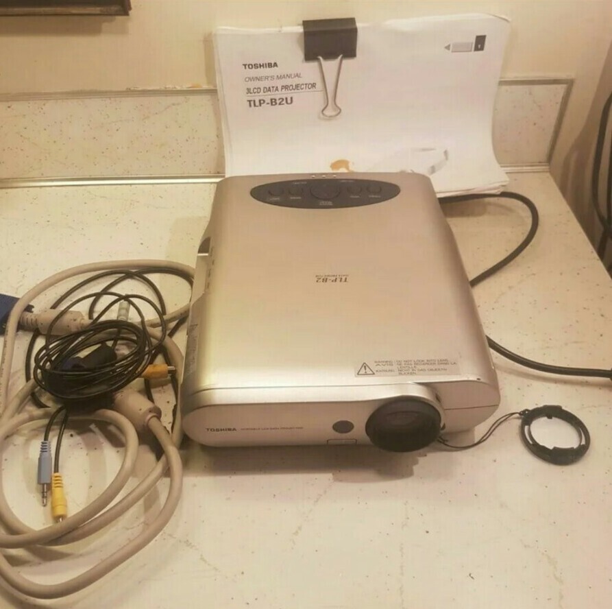 Toshiba 3LCD Data Projector TLP-B2U