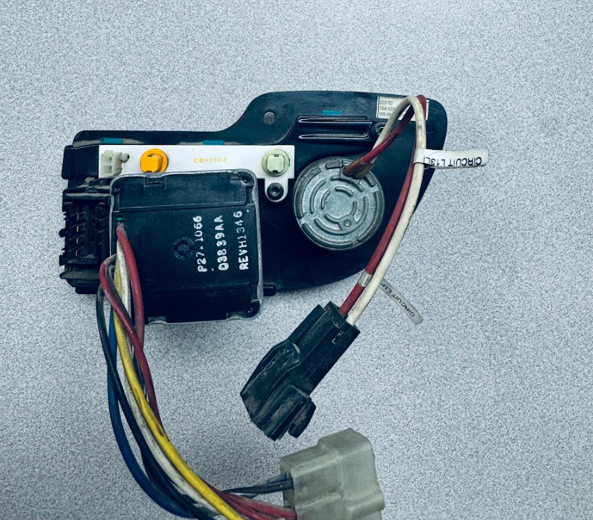 Kenworth Dash Switch Panel P/N S64-1039-1