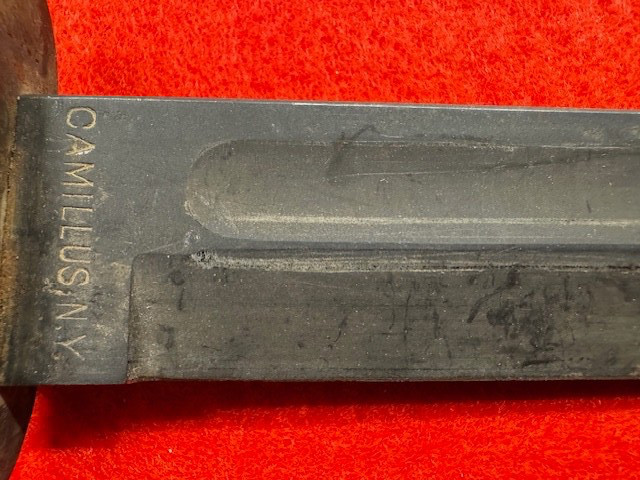 CAMILLUS USN WW2 MK 2 FIGHTING KNIFE IN BM CO SHEATH (760)