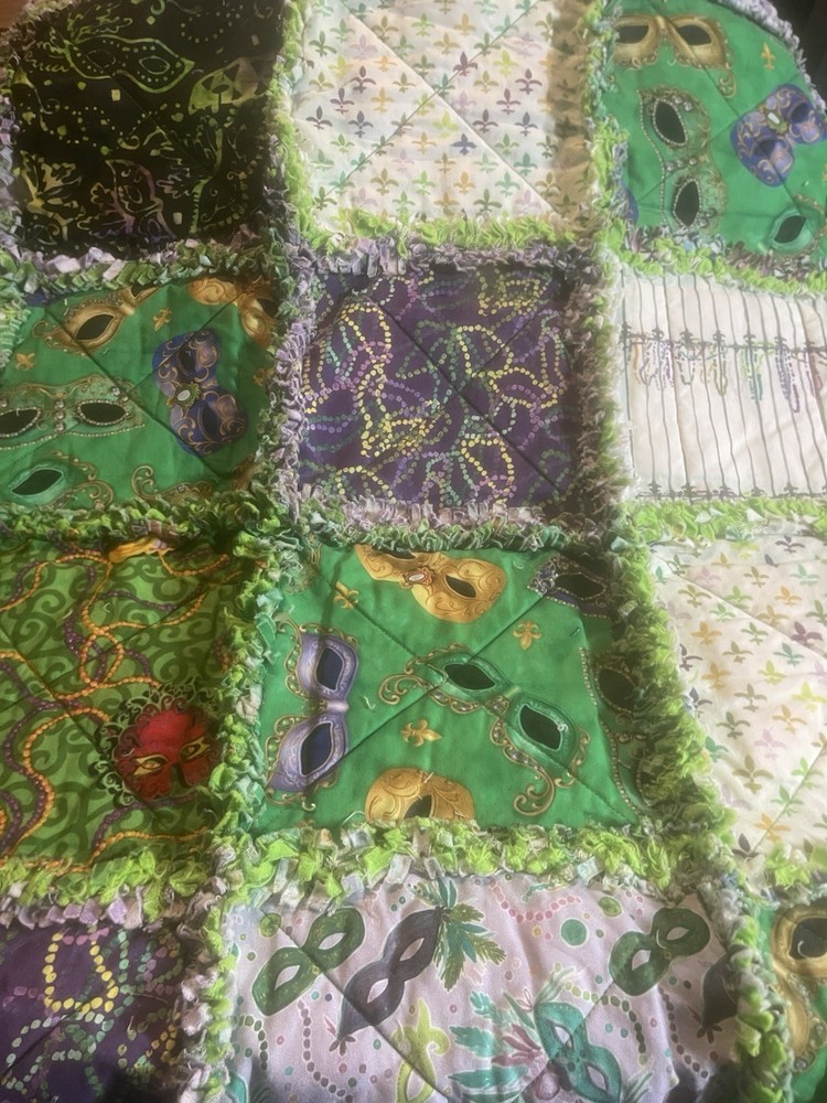Mardis Gras Rag Quilt #2