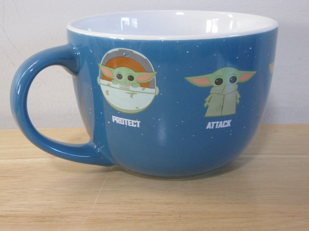 Star Wars The Mandalorian Baby Yoda 24 Oz Ceramic Mug Protect Attack Snack