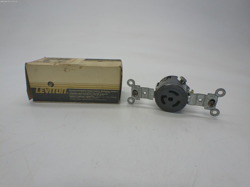 LEVITON 4760 RECEPTACLE NSMP