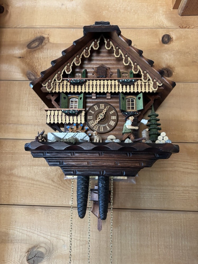 Cuckoo Clock 8-Day Musical Black Forest