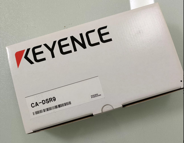 New In Box Keyence CA-DSR9 Light Source