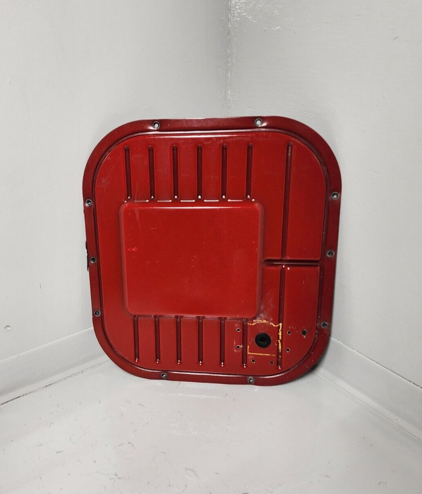 2019 Mack Anthem Floor panel Access