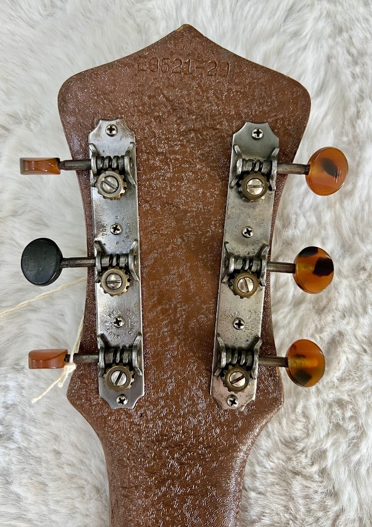 Vintage Gibson 1939 Mastertone Special 6-String Lap Steel with Original Case