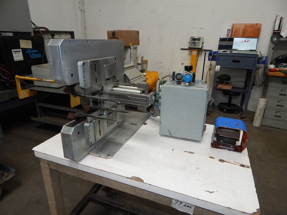 KOMAX D4-100 GROMET EXPANDER M5801