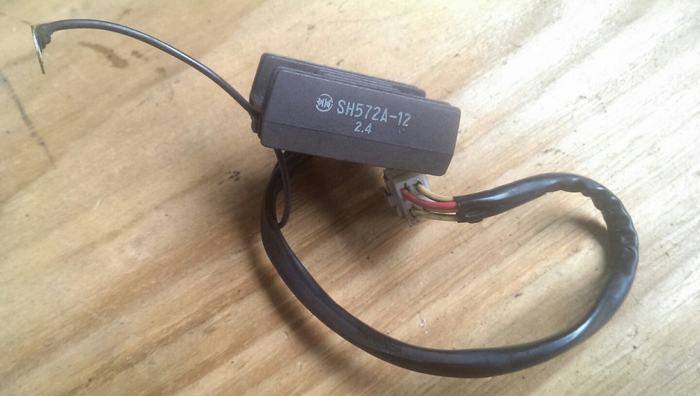 SUZUKI GN250 1993 Regulator/ Rectifier