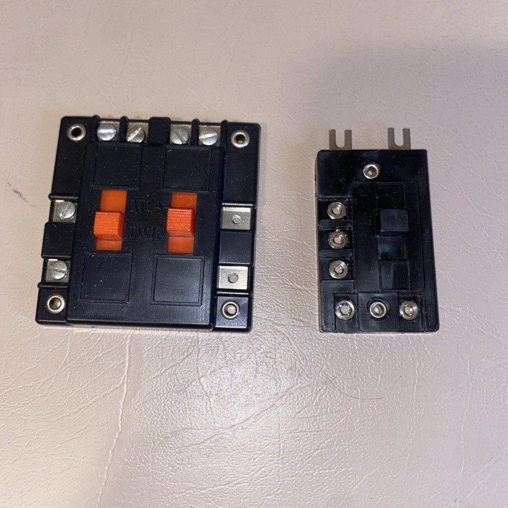 HO Scale Train Controller Lot - 9pc