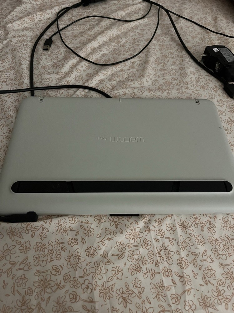 Wacom One Graphics Tablet USB Connectivity Includes Pen and USB Cable