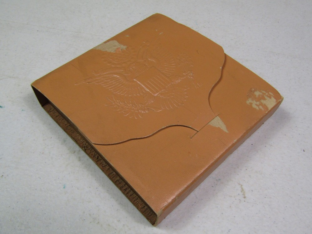 WWII US ARMY Traveling Miniature Poker Card Game Playing Set