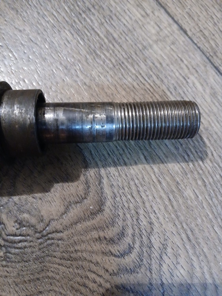 Greenlee Nut Bolt Stud for Knockout Punch