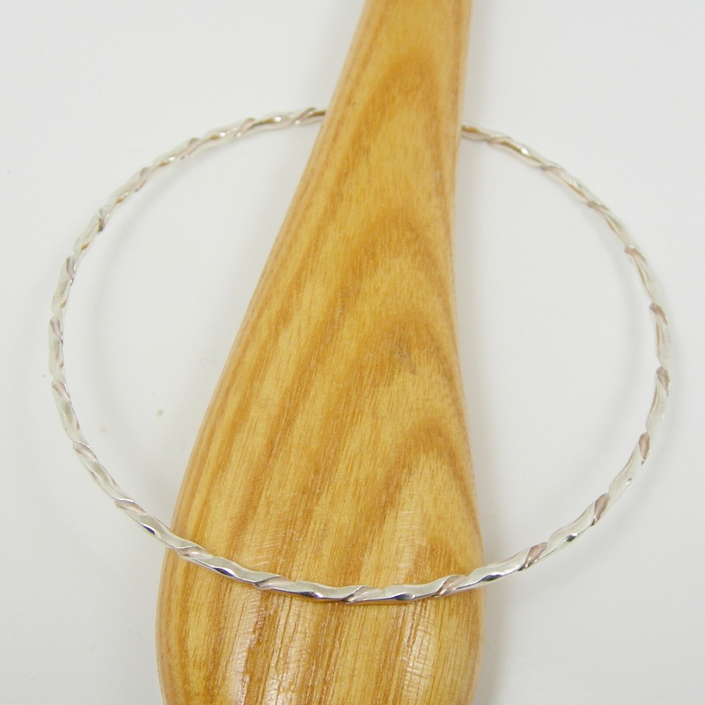 Twisted Single Wire Solid Bangle Genuine 925 Sterling Silver - B400
