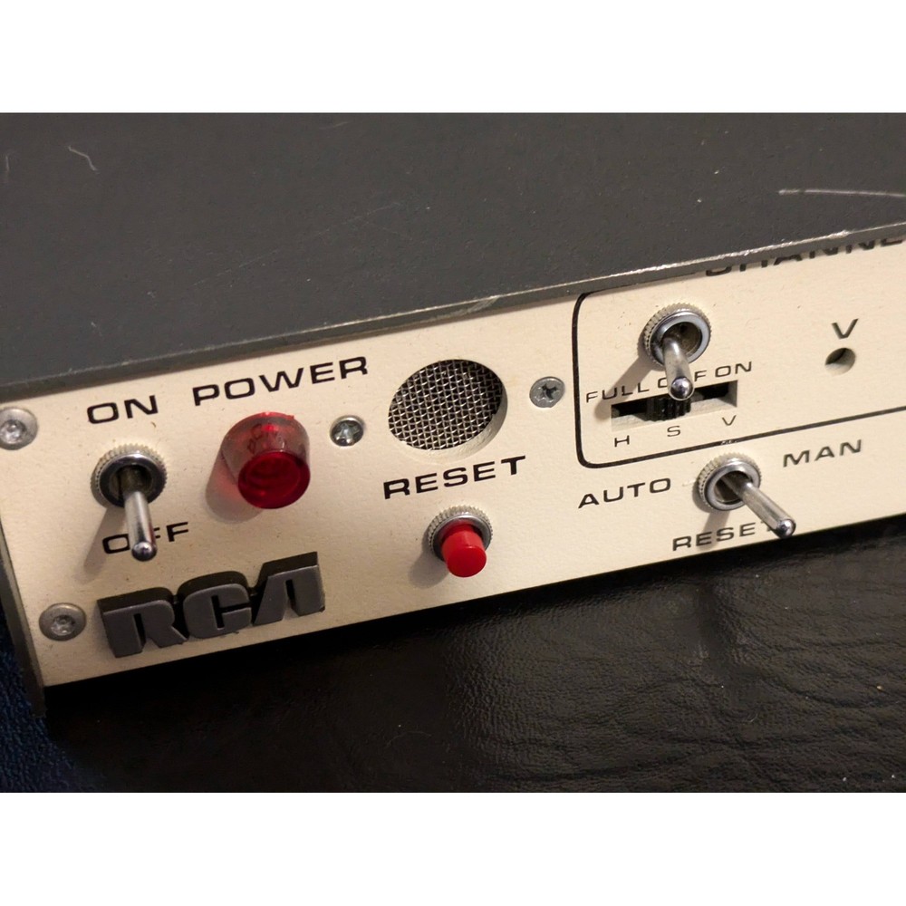 RCA 1460VC Video Switcher Camera Control Turns On