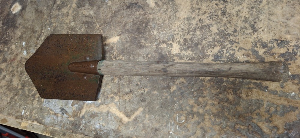 WW2 USMC M43 Entrenching Tool, Modified With Fixed Handle. Rare