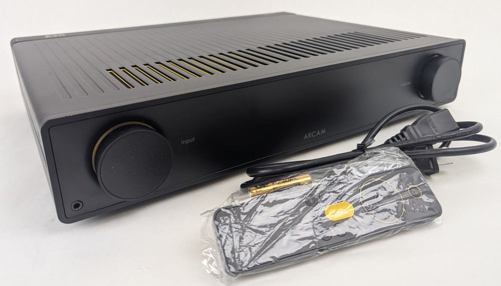 Arcam A25 100W Integrated Amplifier with Remte Ctrl