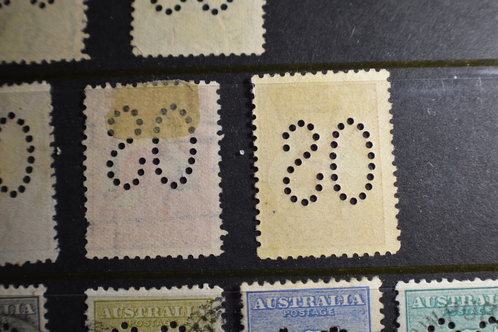 Australia Large Hole OFFICIAL Perfin