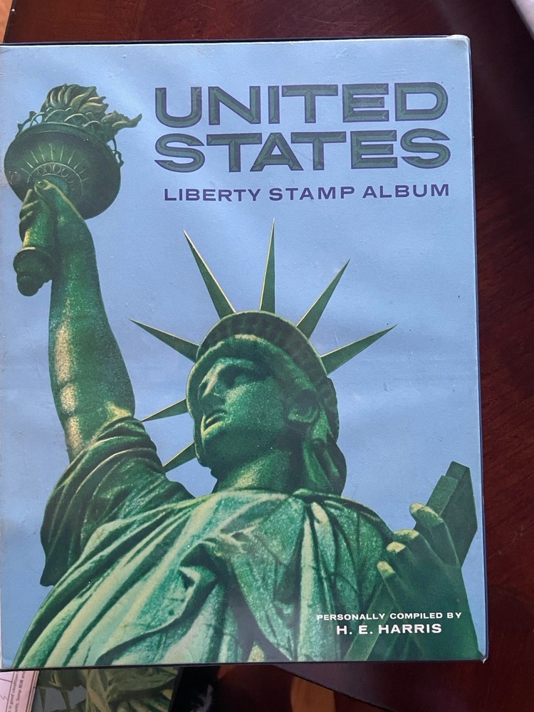 Harris US Liberty Stamp Album. 1847-1973. 700. Mint & Used Stamps.