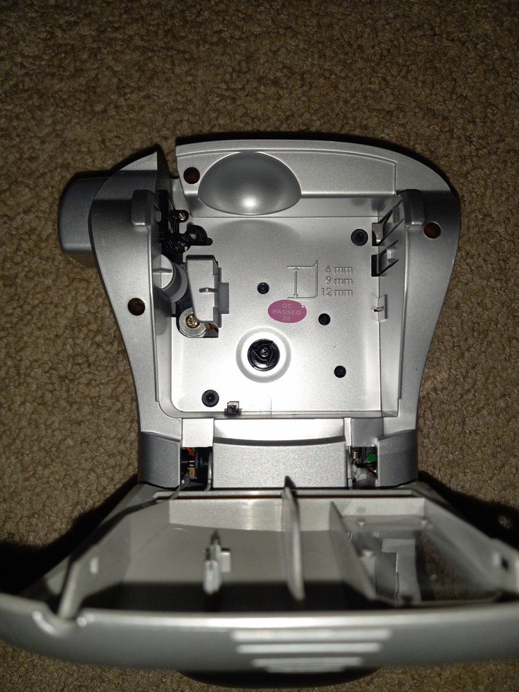 Dymo Label Manager D1 220P Handheld Label Maker Printer