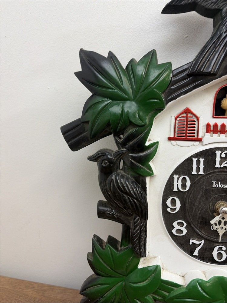 Vintage Telesonic Plastic Cuckoo Clock Works! Read