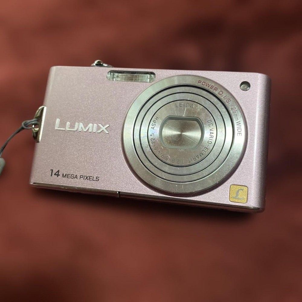 Panasonic DMC FX66 Digital Camera Body Only Compact Excellent Condition