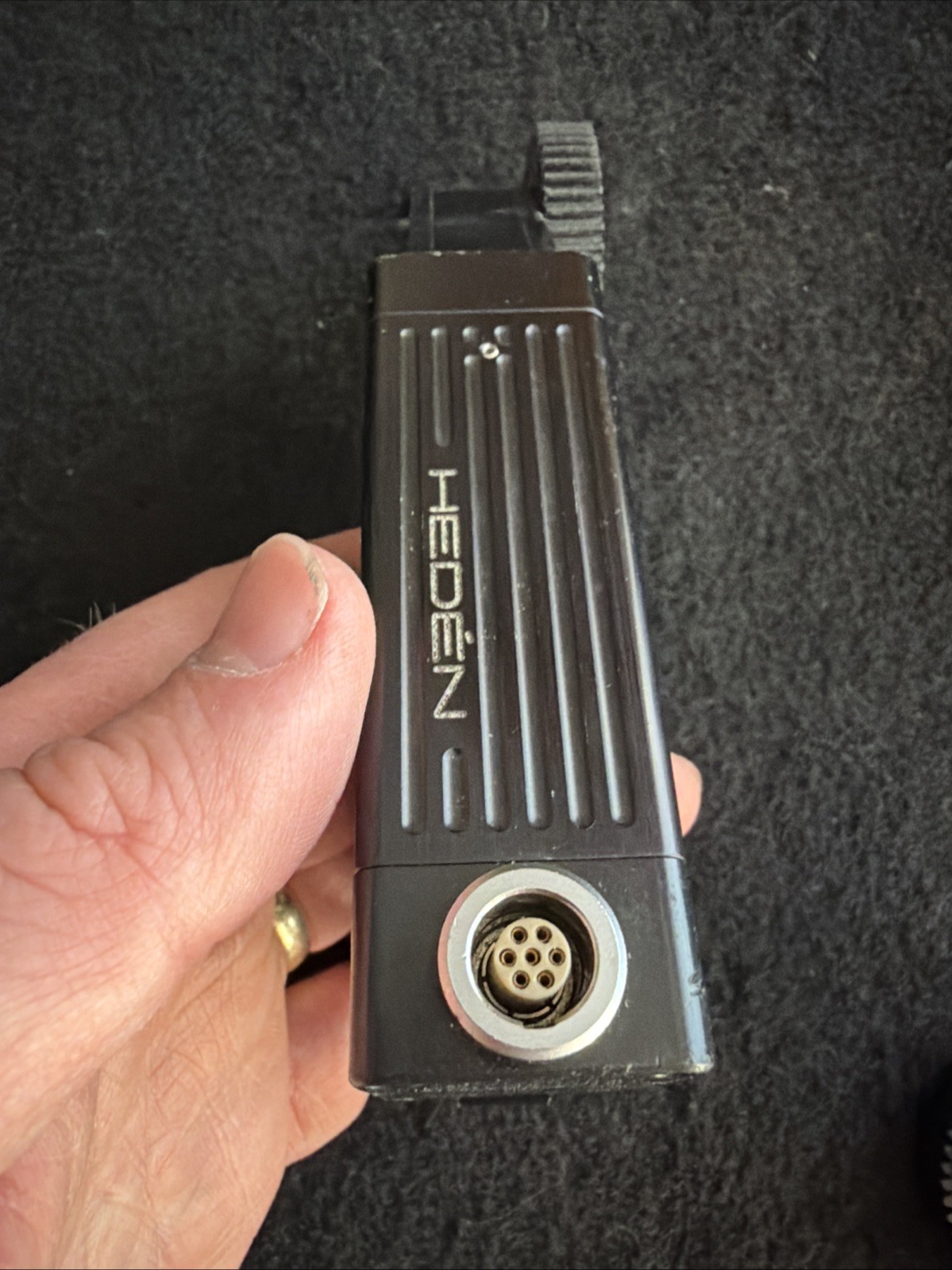 Heden M28VPT-20111 Vertical High Torque Film Camera Follow Focus Lens Motor