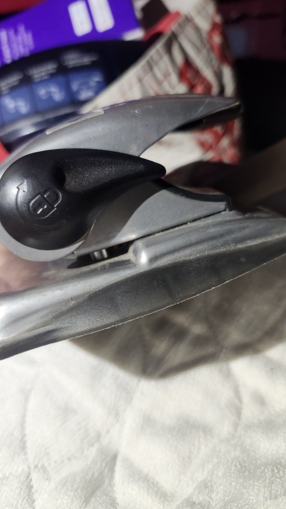 Swingline EasyView Pro 2-hole punch