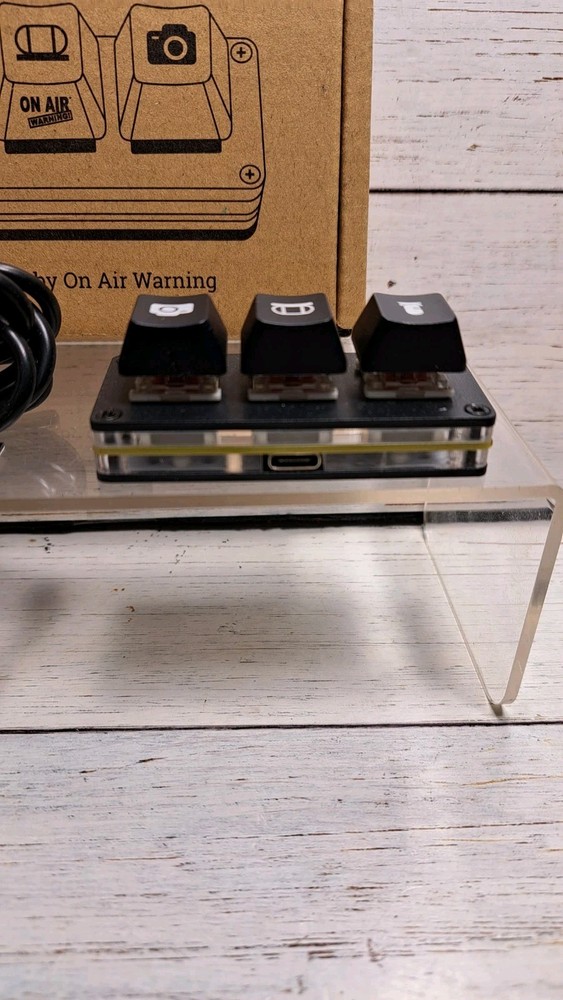 Mute Button USB Microphone, Cam Control Buttons, One-Touch, Mute Button with LED