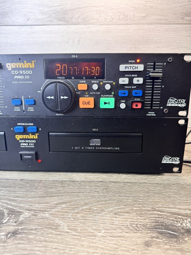 Gemini CD 9500 Pro ll Dual Tray Player w/Remote DJ Mix Controller Rack