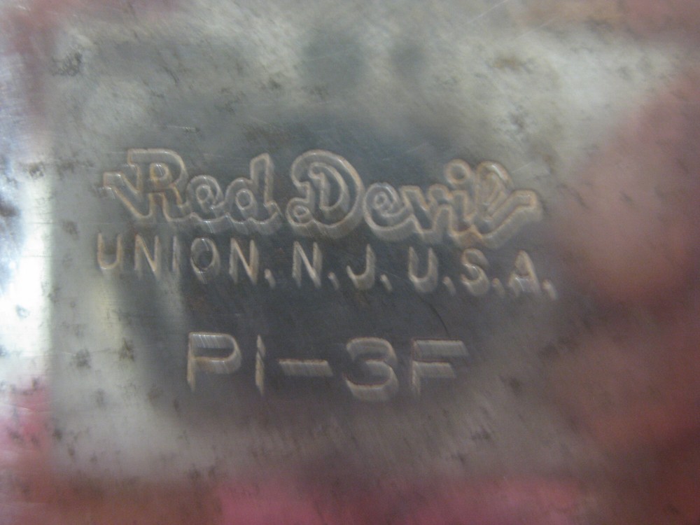 Vintage RED DEVIL 3" Putty Knife / Scraper / PI-3F