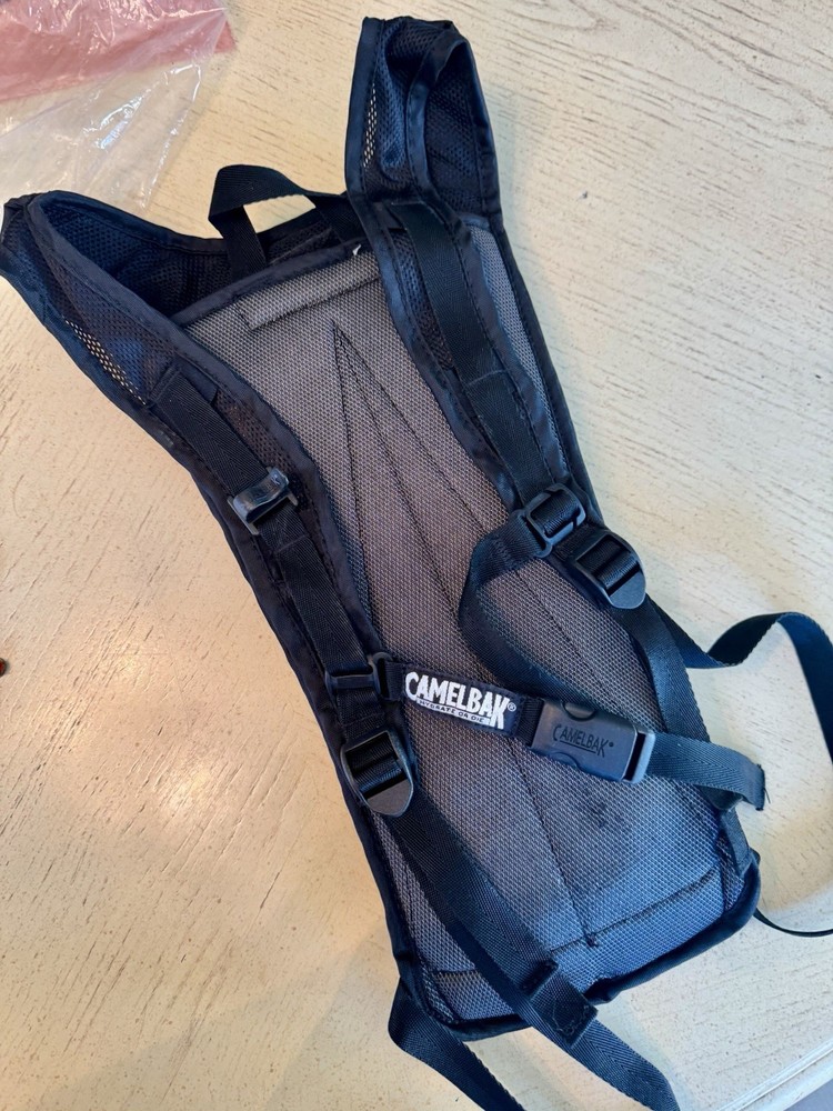 CamelBak ZOID Hydration Pack – Lightweight Performance Pack. Black/Gray.
