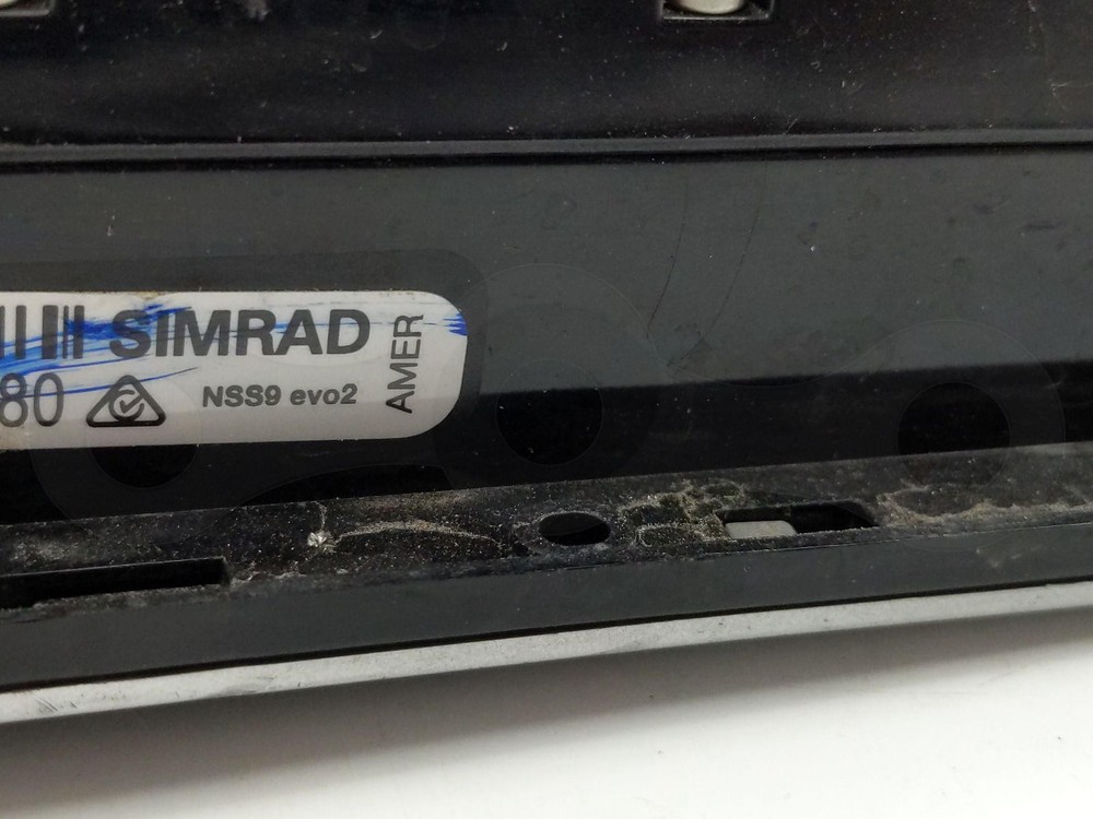SIMRAD NSS9 EVO2 BOAT FISH FINDER RADAR SCANER MULTIFUNCTIONAL CHARTPLOTTER UNIT