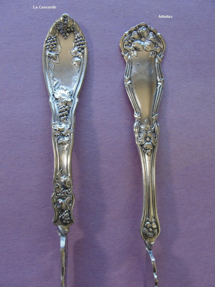 2 Victorian Silver Plate Master Butter Knives La Concorde & Arbutus Silverplate